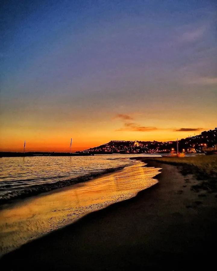 Casa Fronte Mare Villa Arma di Taggia Holiday home